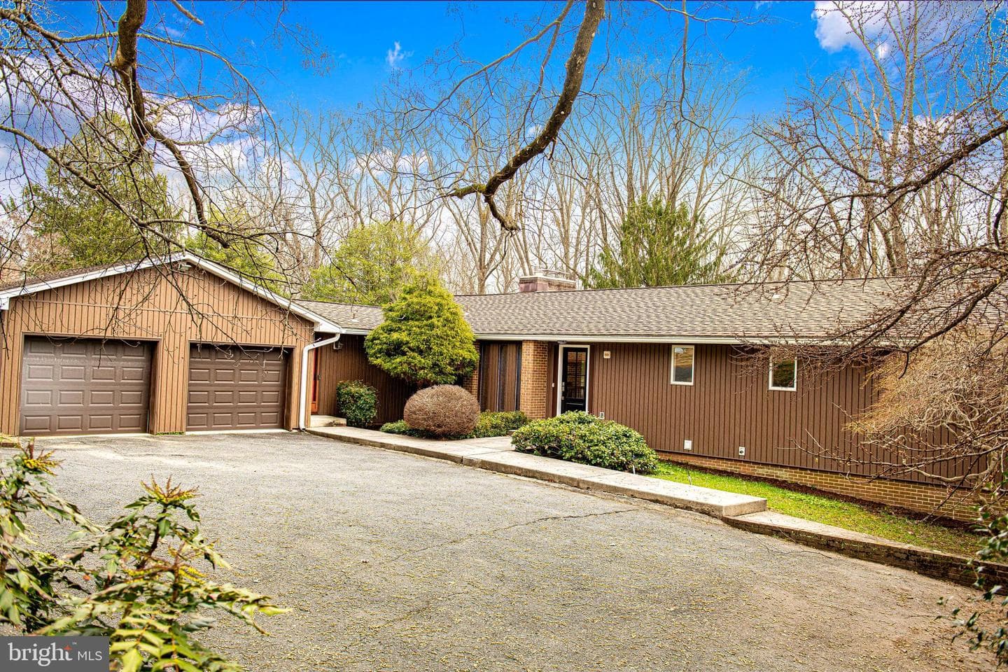 127 Briarcliff Lane photo 14