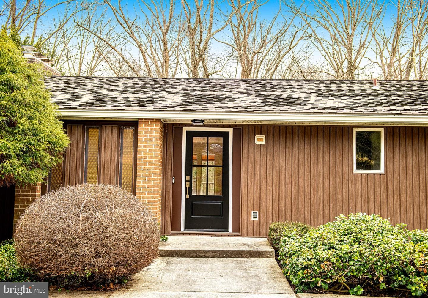 127 Briarcliff Lane photo 16