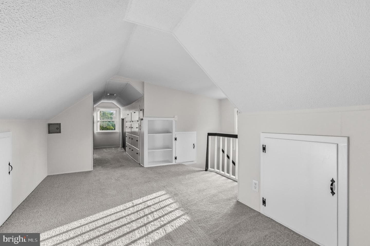 541 Robinhood Road photo 27