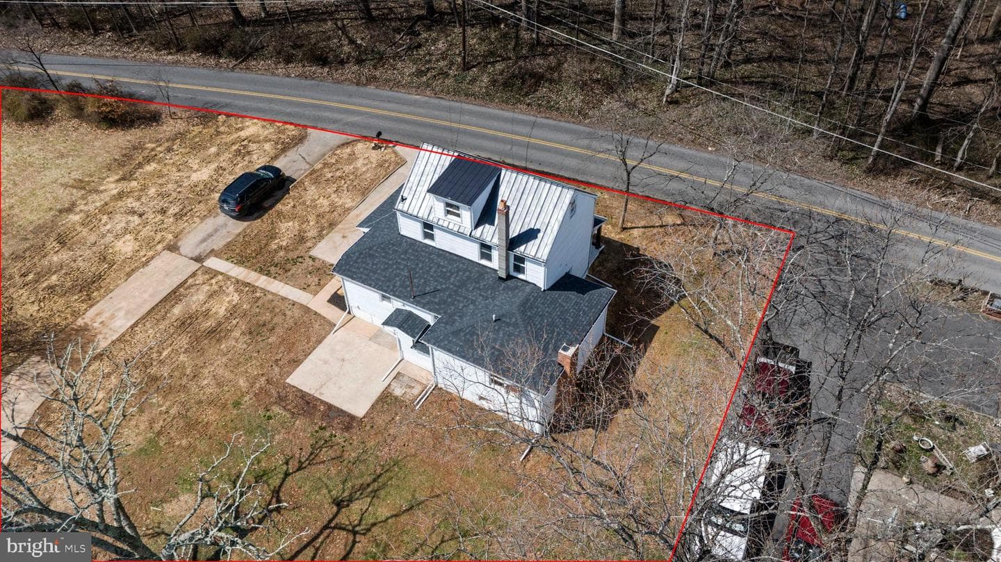 541 Robinhood Road photo 43
