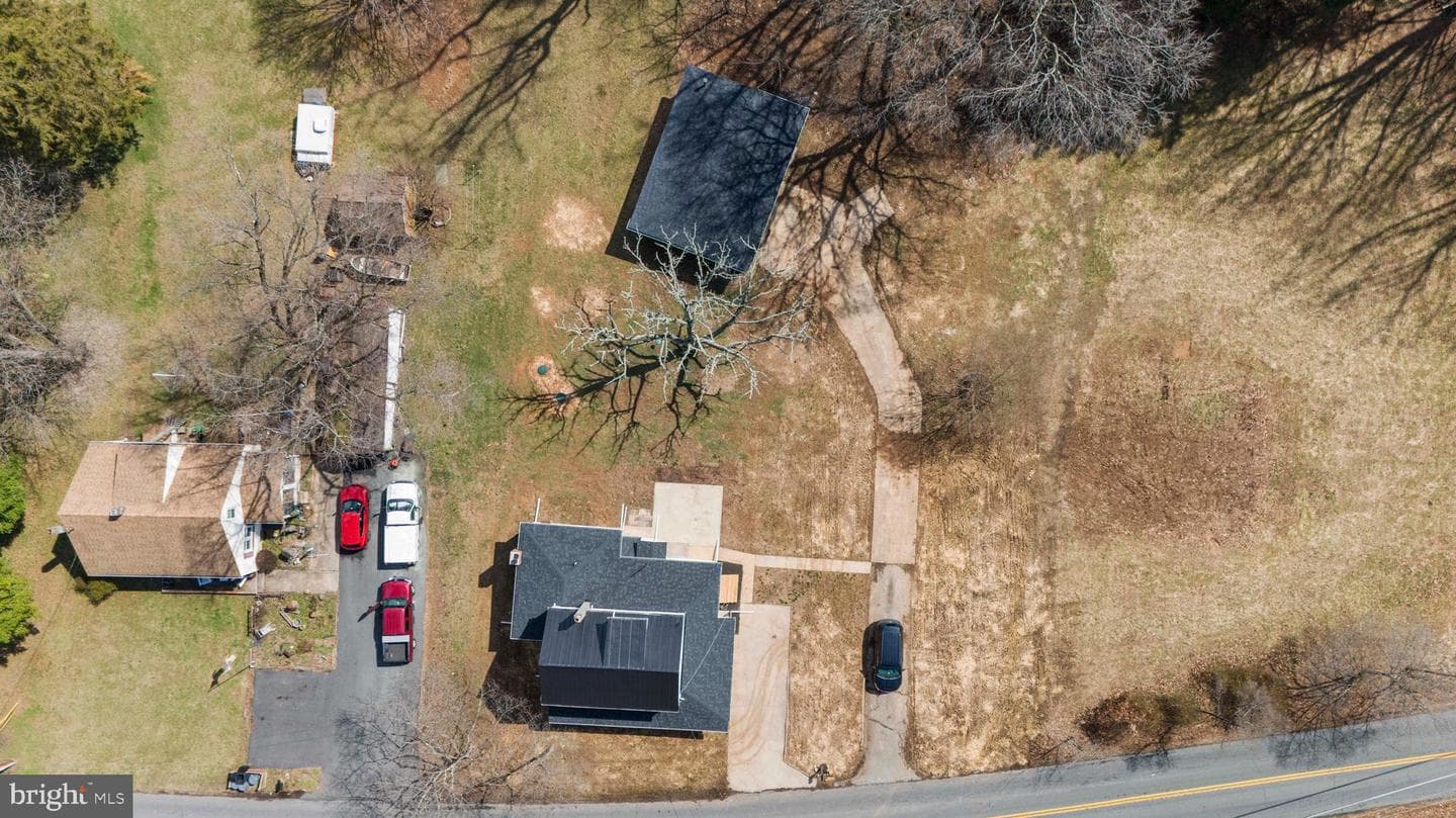 541 Robinhood Road photo 44