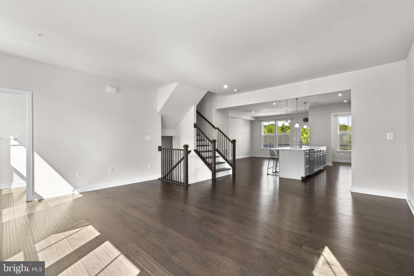 733 Iron Gate Road photo 5