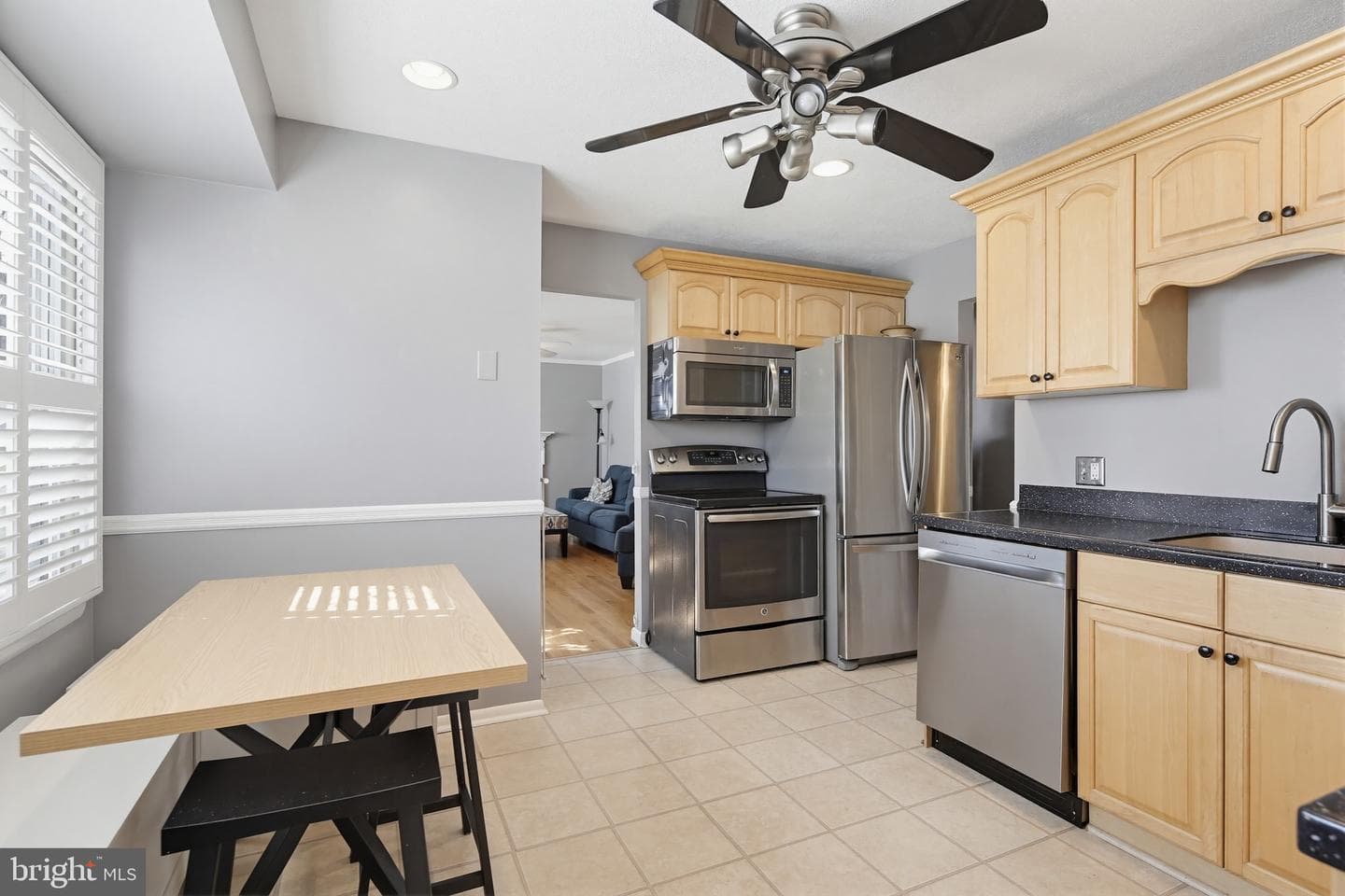 620 Lee Way photo 8