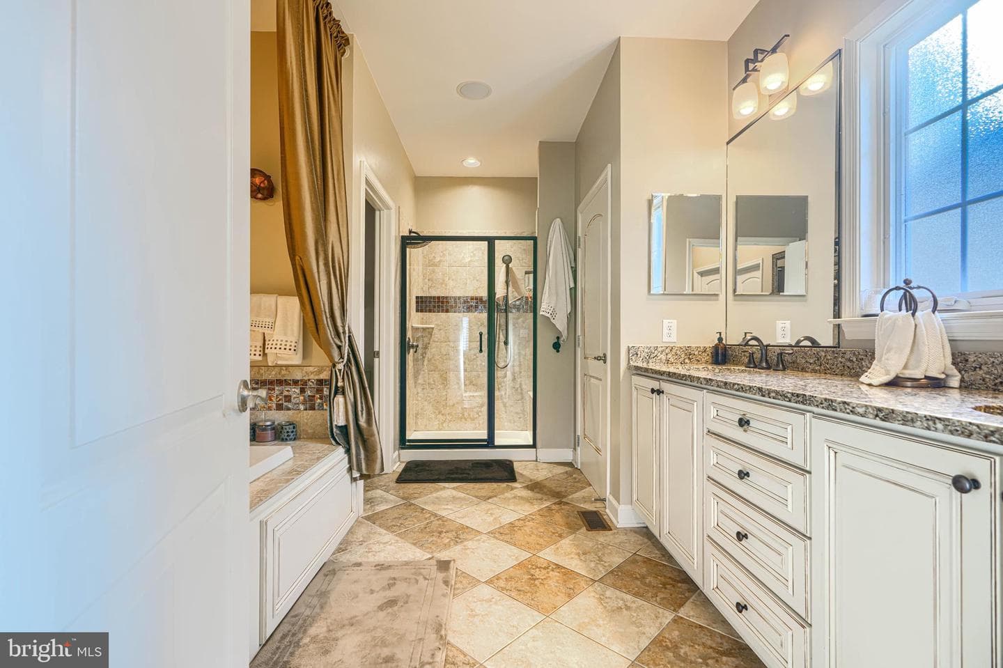 102 Flying Ebony Place photo 43