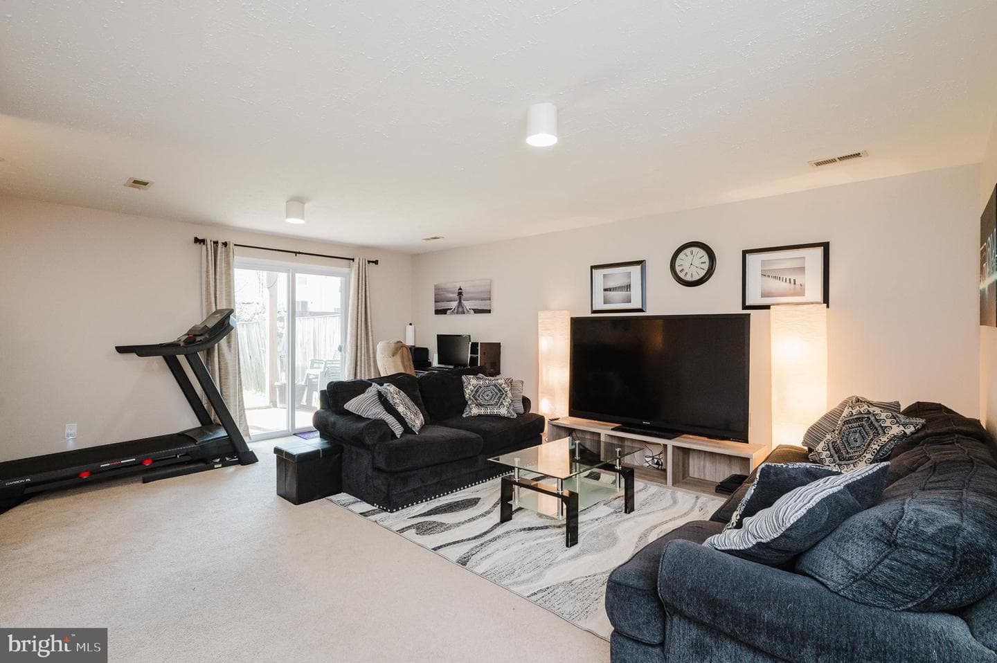 304 Sunray Court photo 34