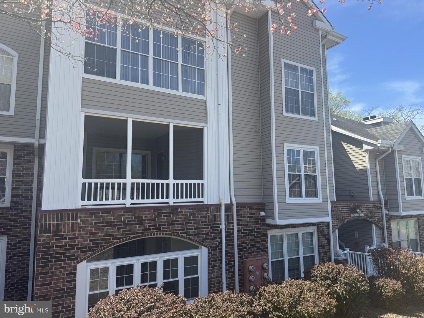 606 Squire Lane #606-G photo 3