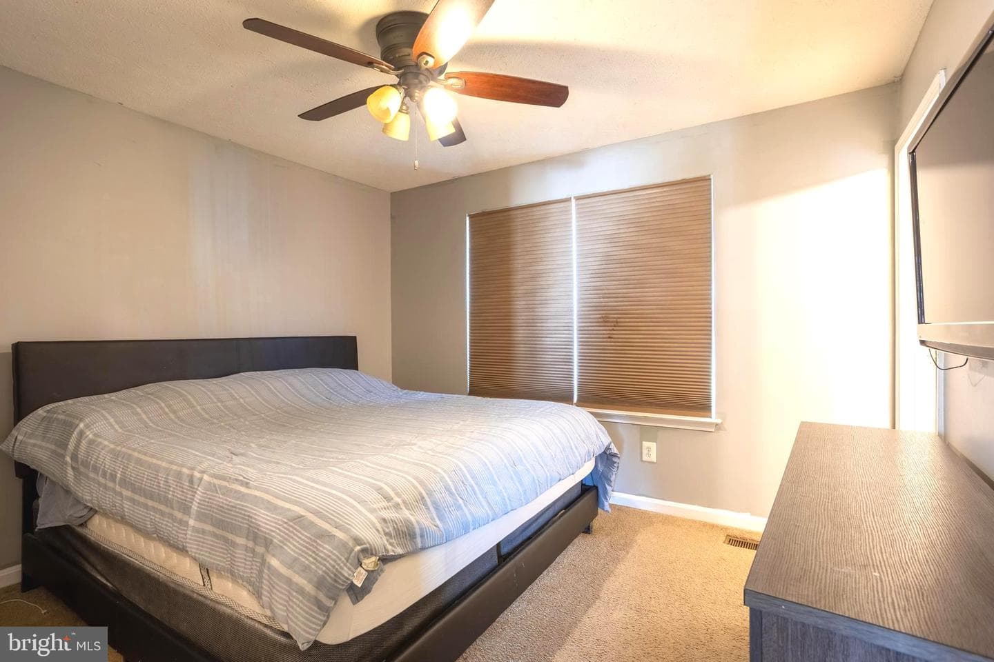 1113 Walnut Hill Court photo 17