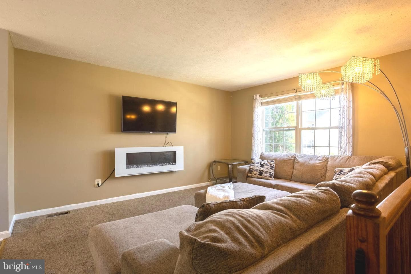1113 Walnut Hill Court photo 7