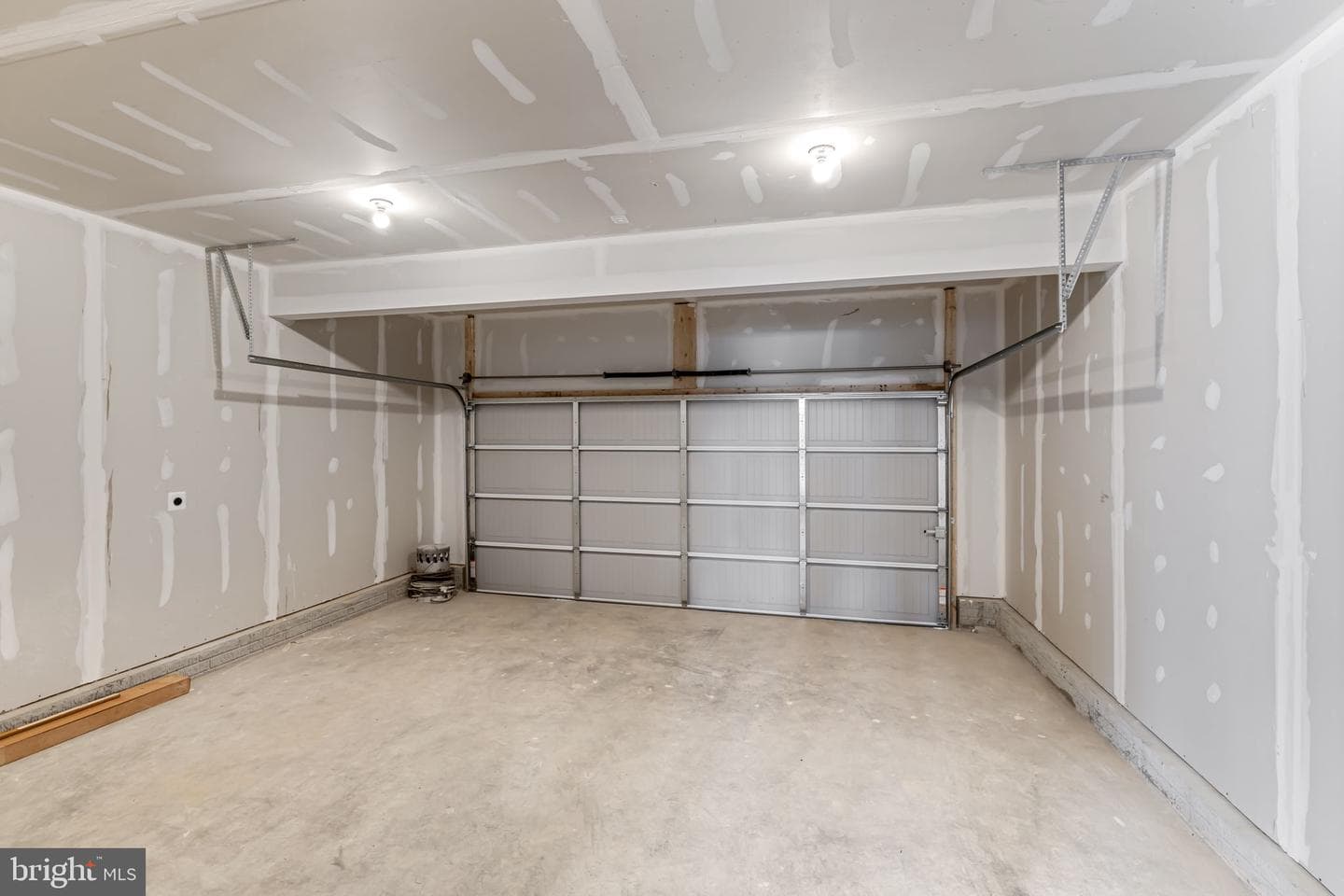 2115 Nuttal Avenue photo 22