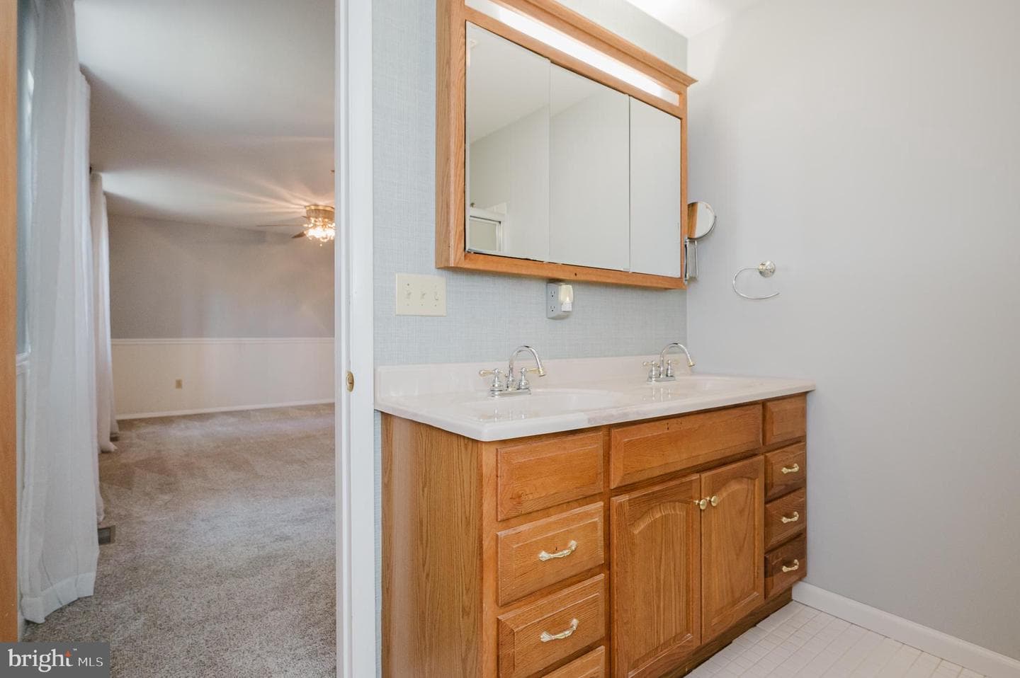 406 Laburnum Road photo 24