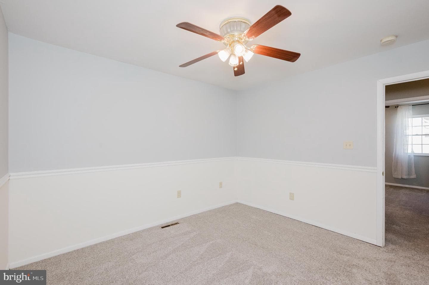 406 Laburnum Road photo 35