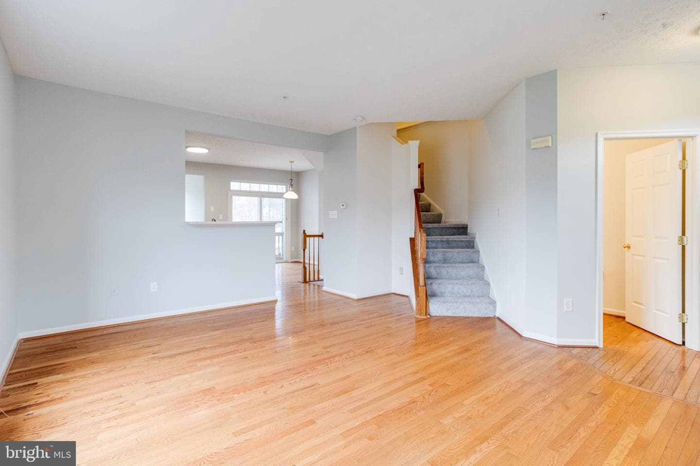 4913 Paper Bark Road photo 5