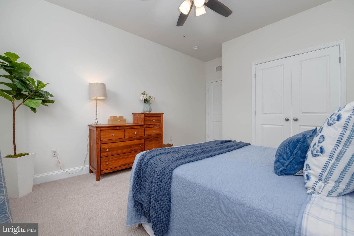 2435 Monarch Way photo 28