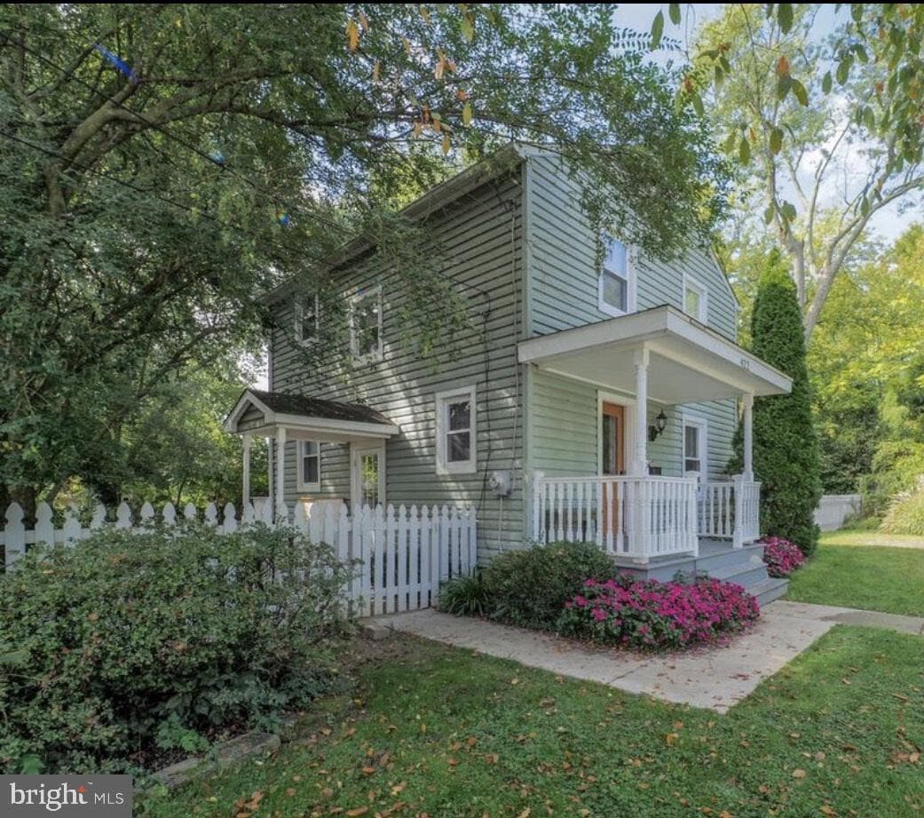 422 Ford Street