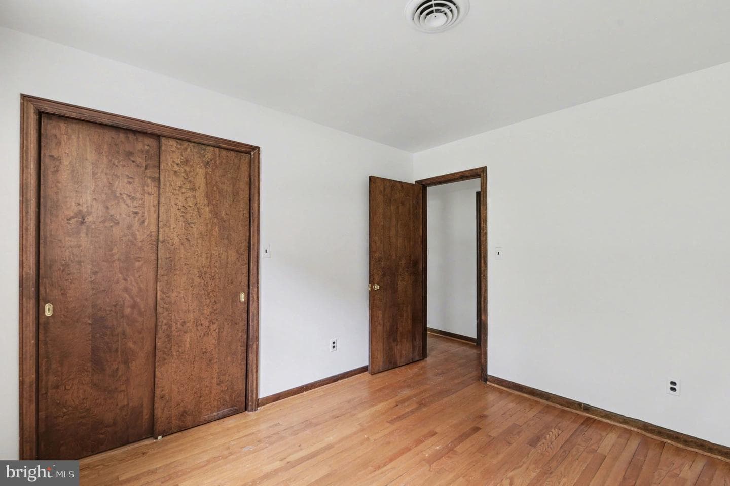3418 Walnut Rd photo 23