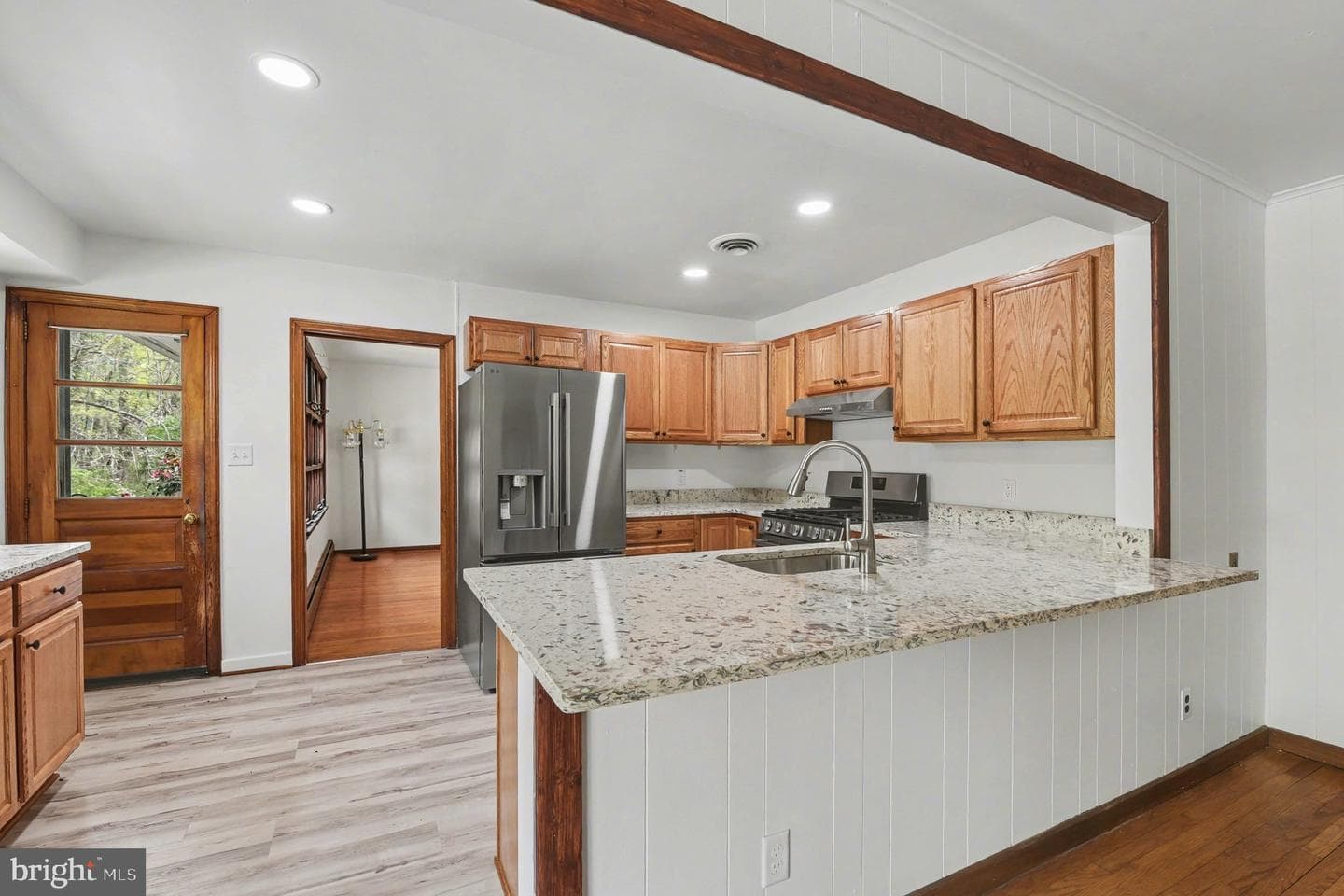 3418 Walnut Rd photo 4