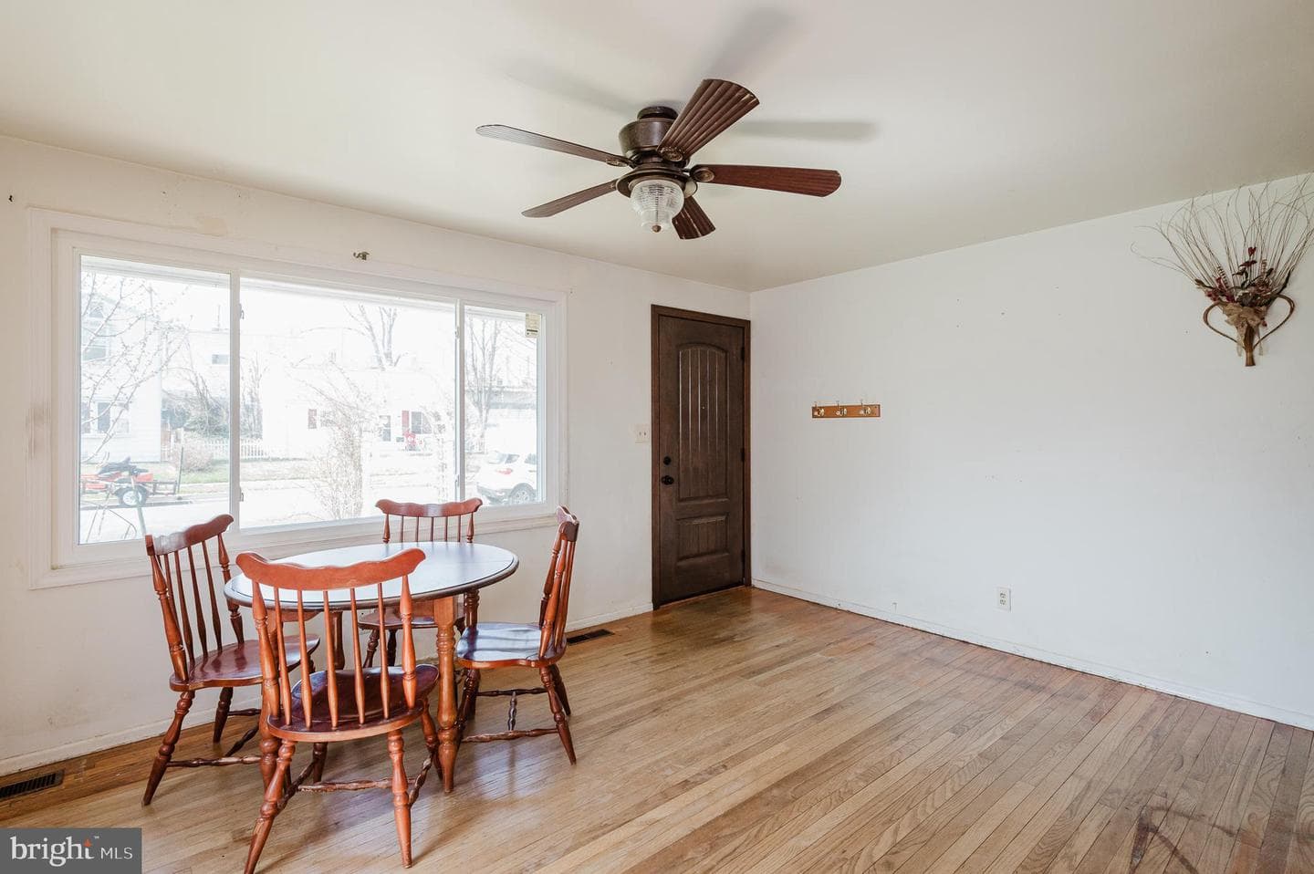 147 Bay Blvd photo 11