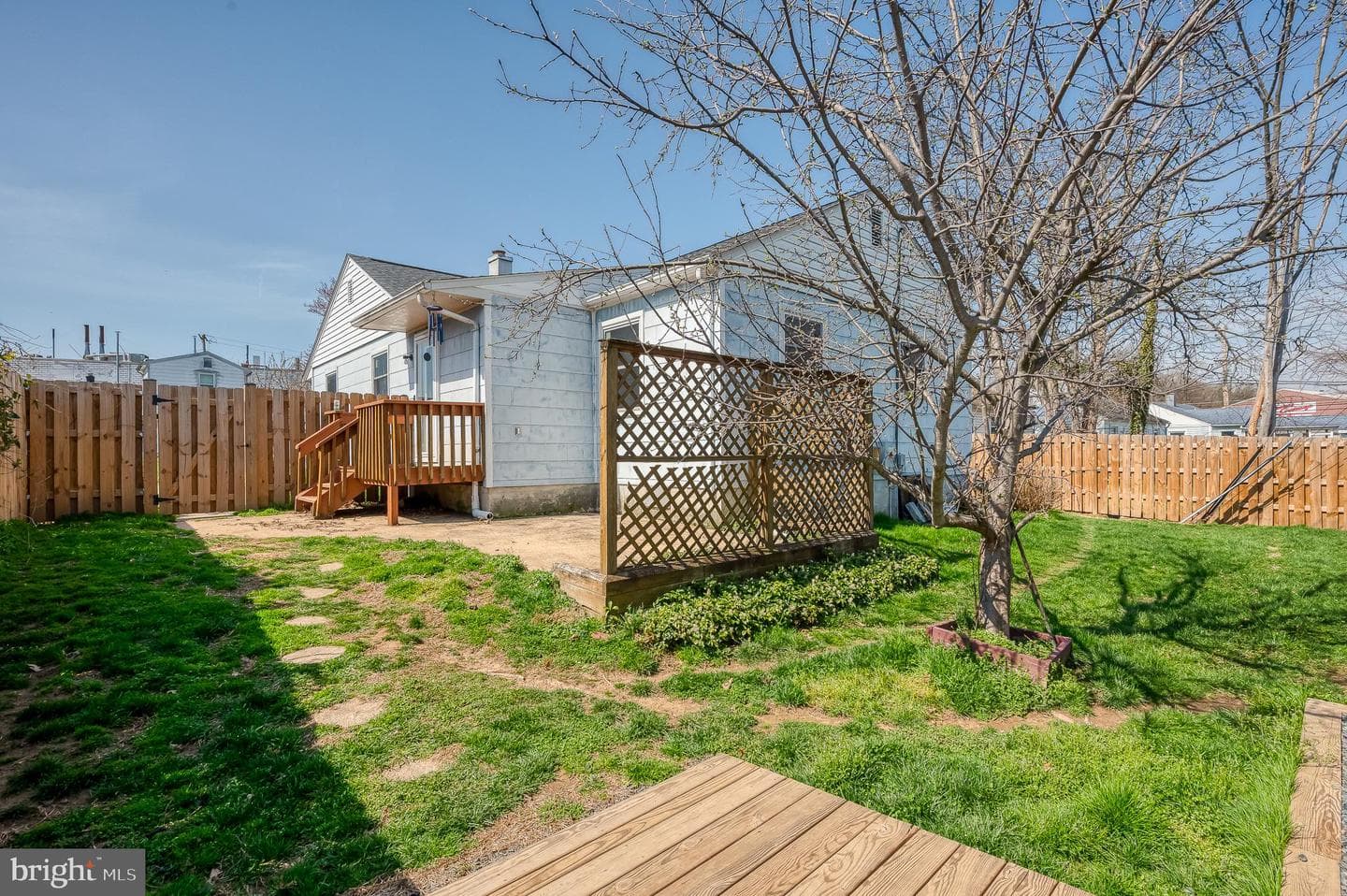 147 Bay Blvd photo 29