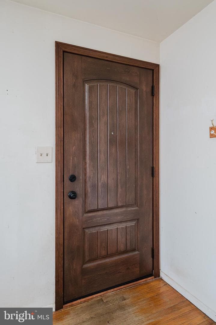 147 Bay Blvd photo 8