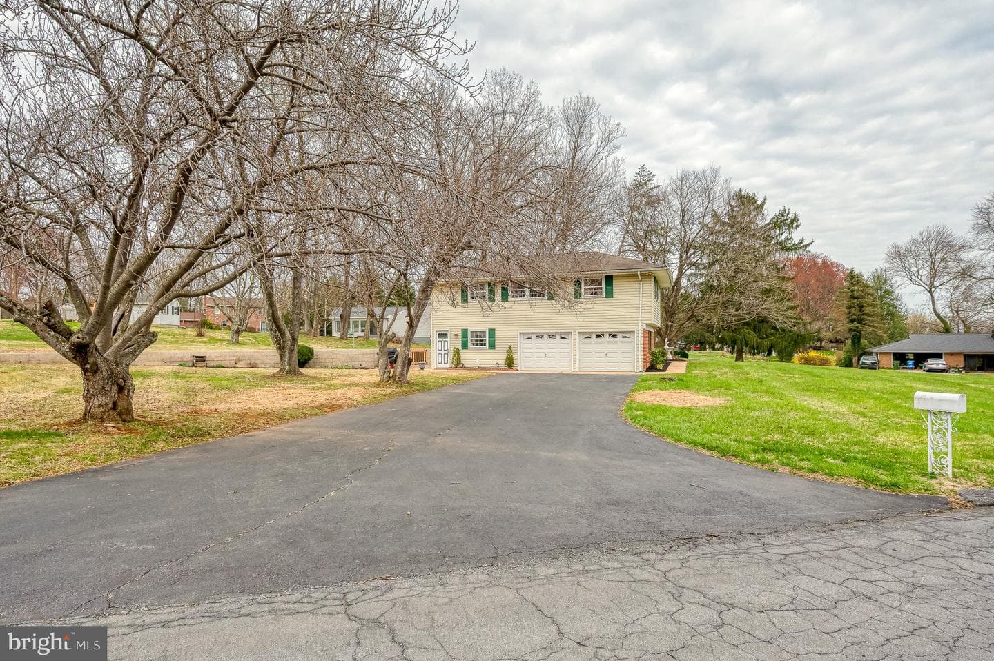 823 Petem Road photo 44