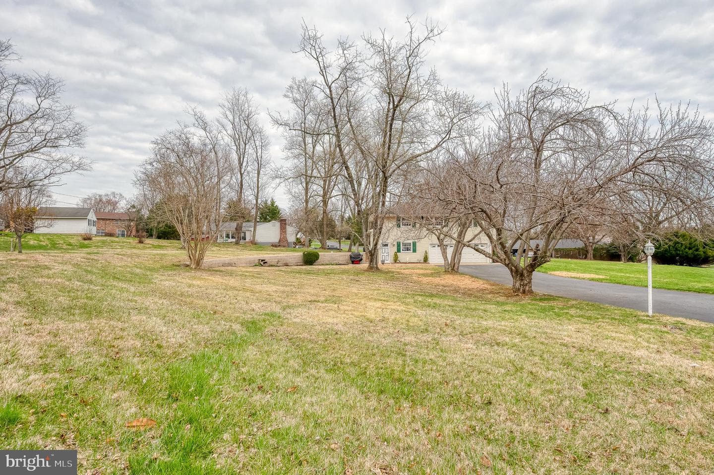 823 Petem Road photo 48