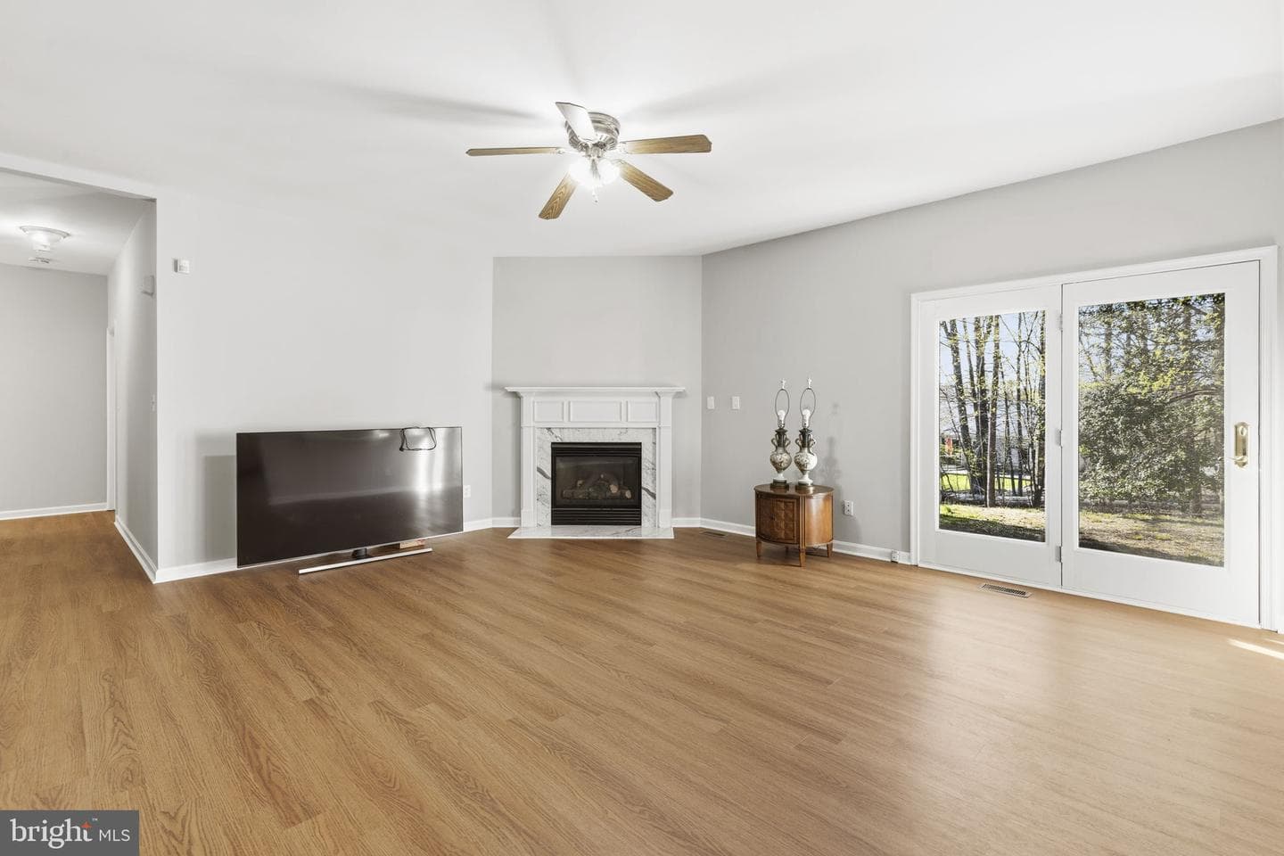 904 Sidehill Drive photo 11