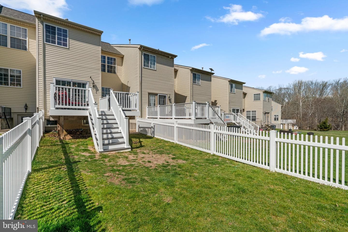 632 Berwick Court photo 42
