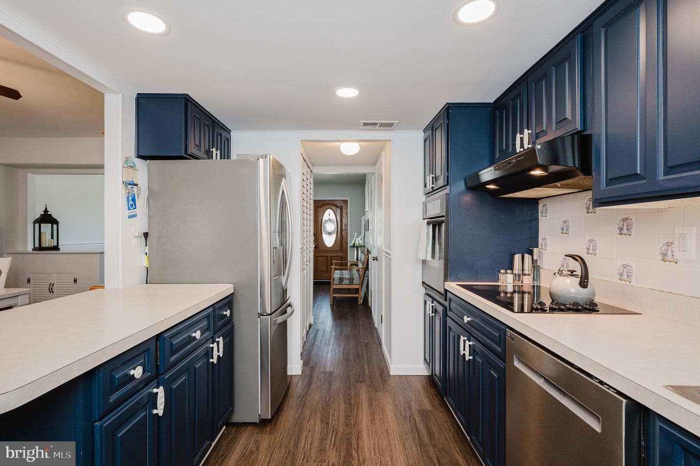 696 Shore Drive photo 16