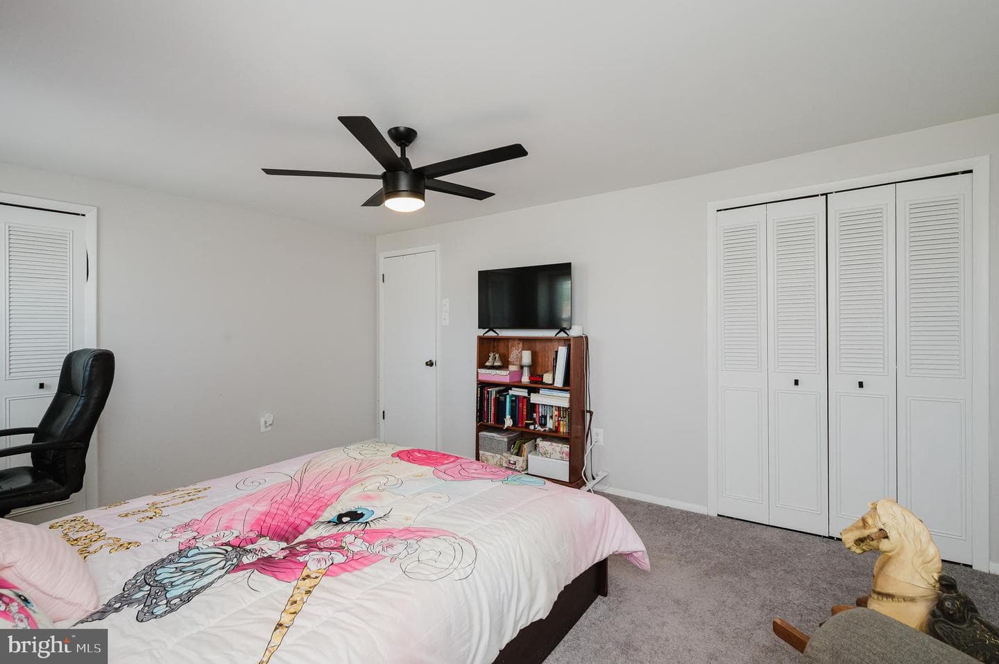 696 Shore Drive photo 33