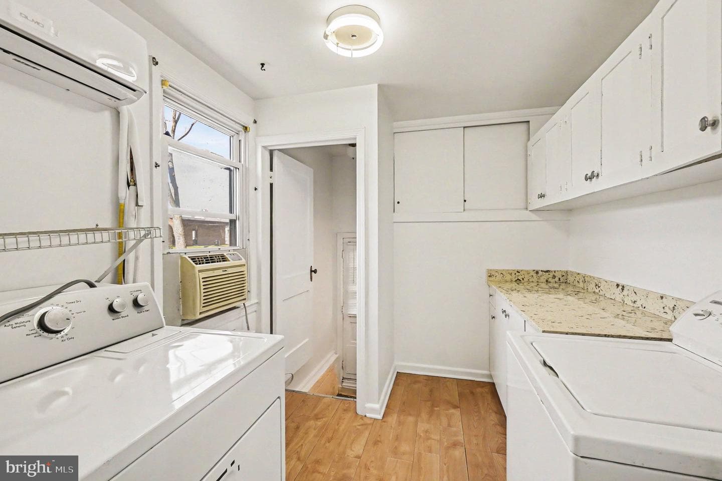 801 Lafayette Street photo 11