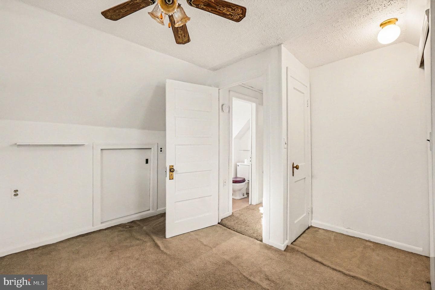801 Lafayette Street photo 17