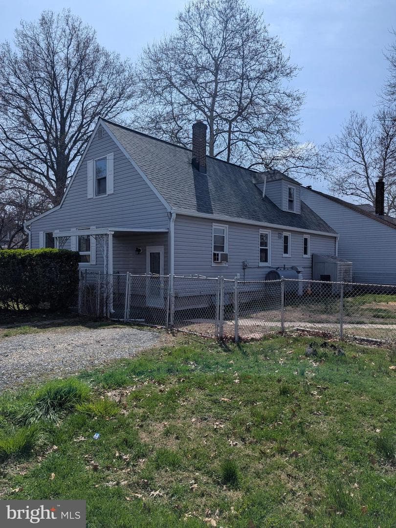 801 Lafayette Street photo 28