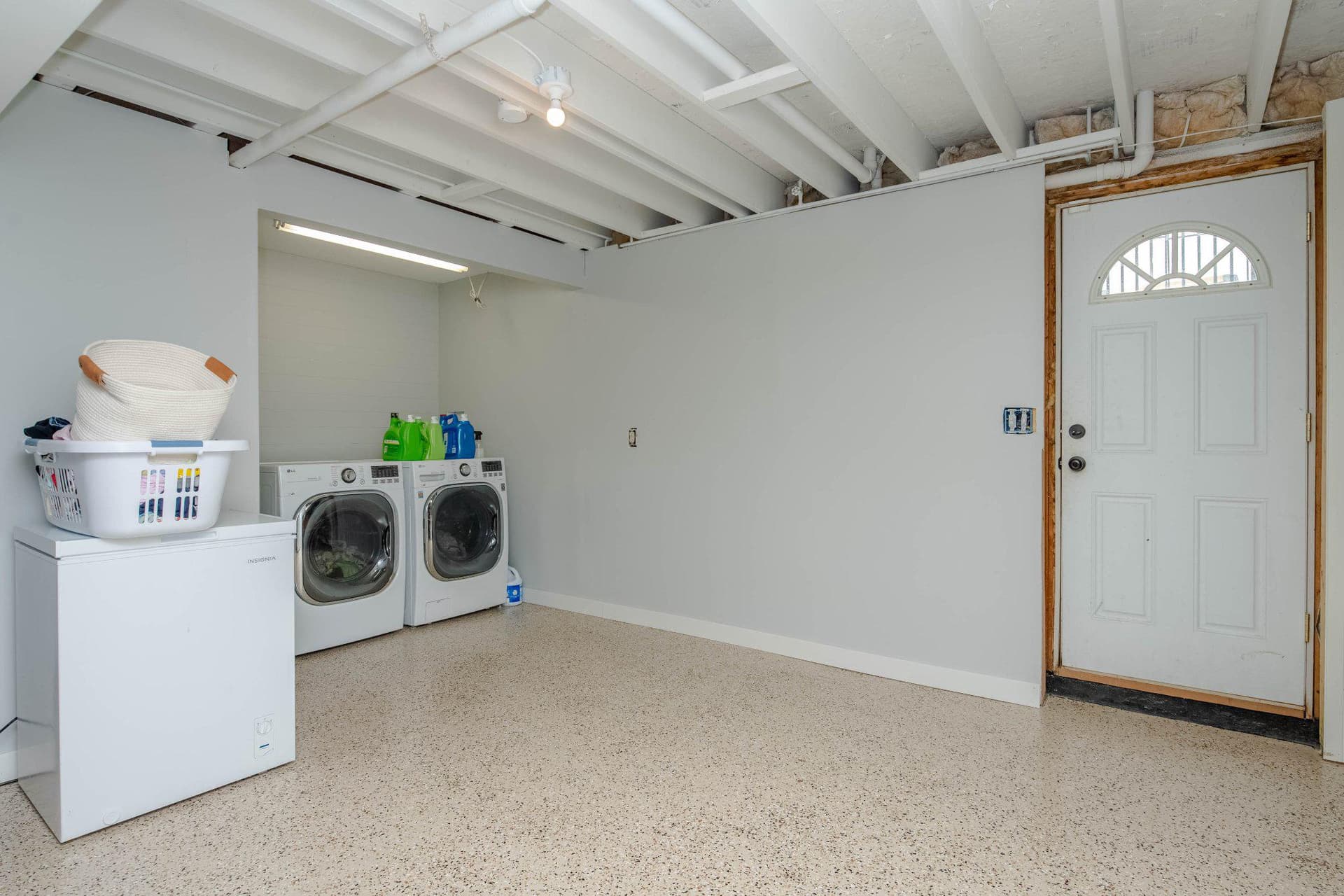 212 Haynes Court photo 46