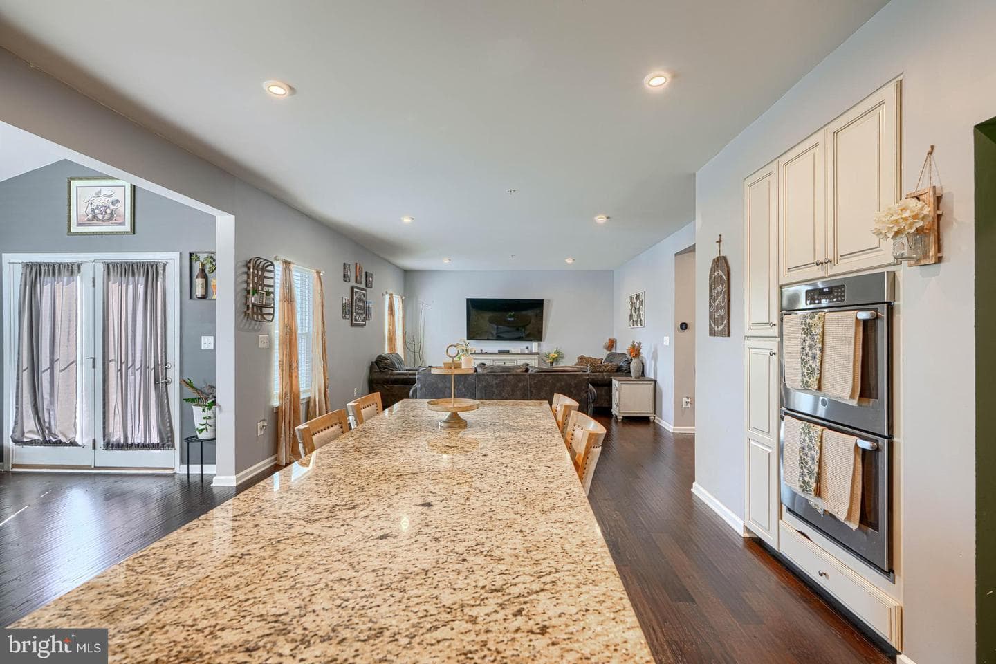 512 Dusk View Drive photo 22