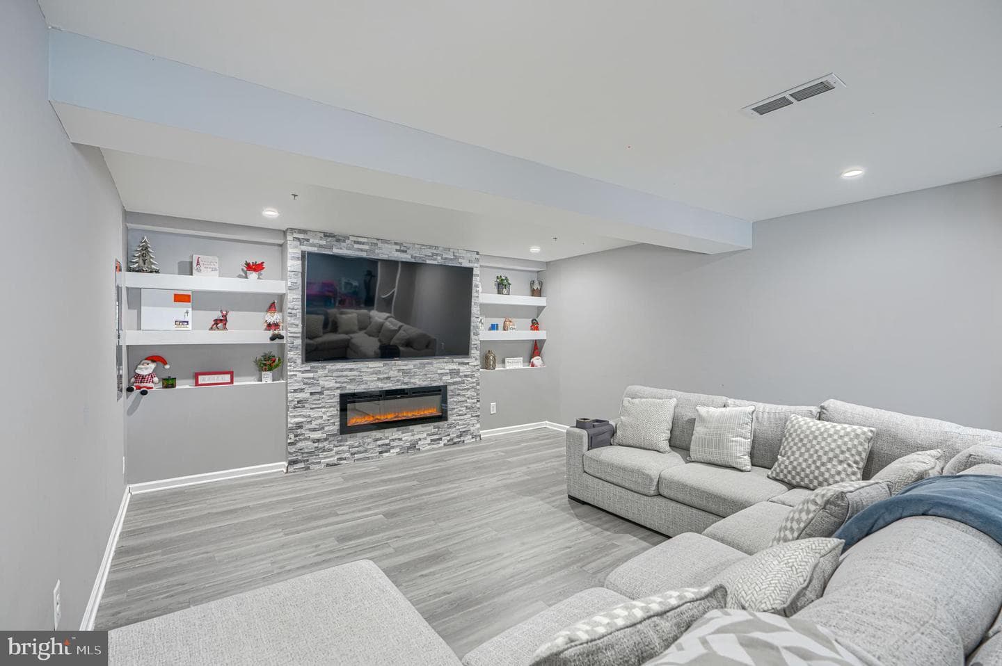 512 Dusk View Drive photo 63