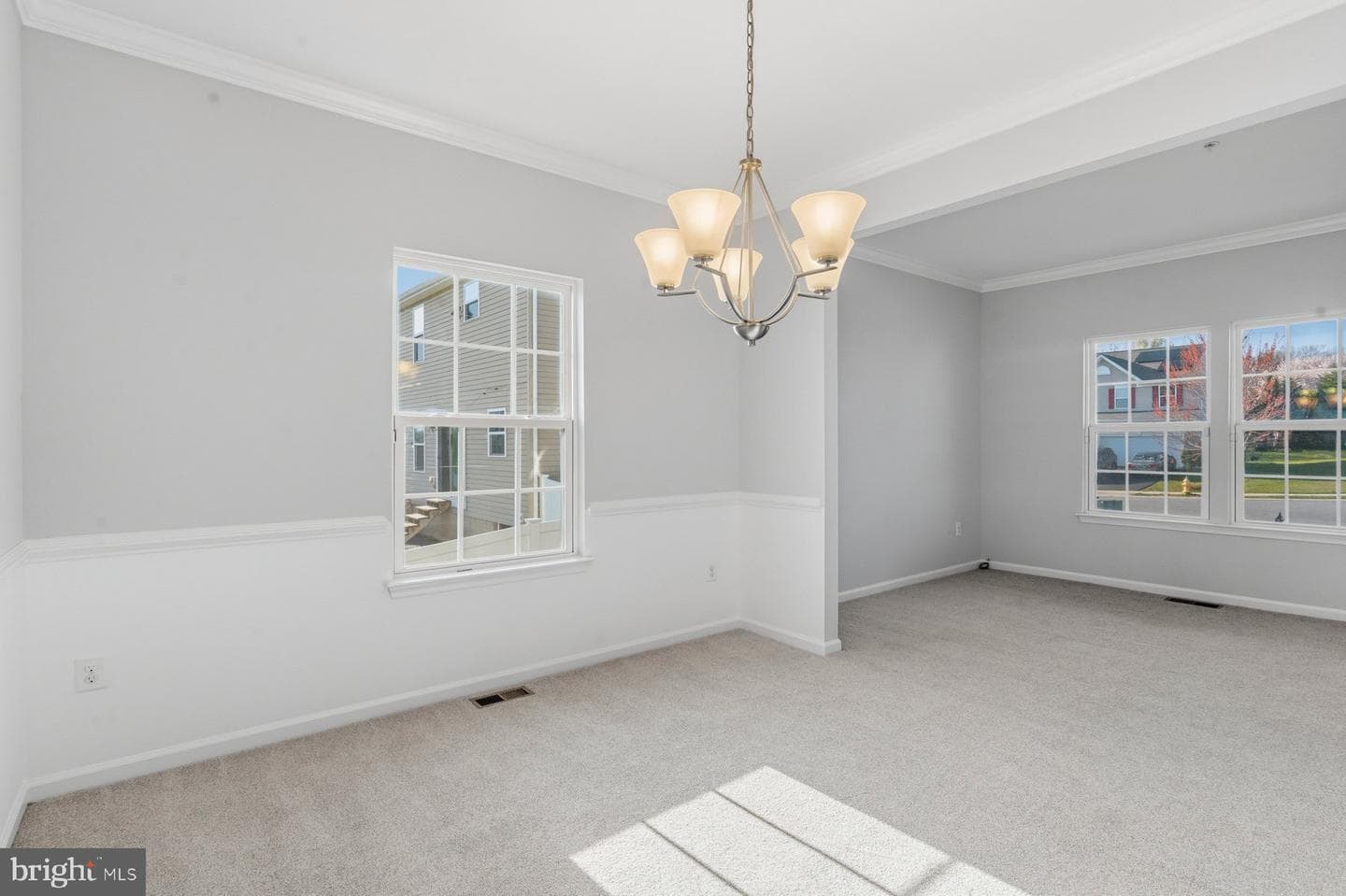 1113 Melissa Court photo 6