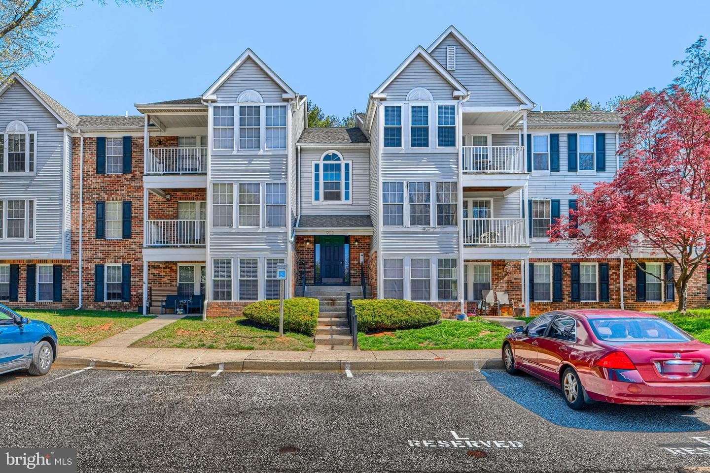 902 Jessicas Lane #902-K