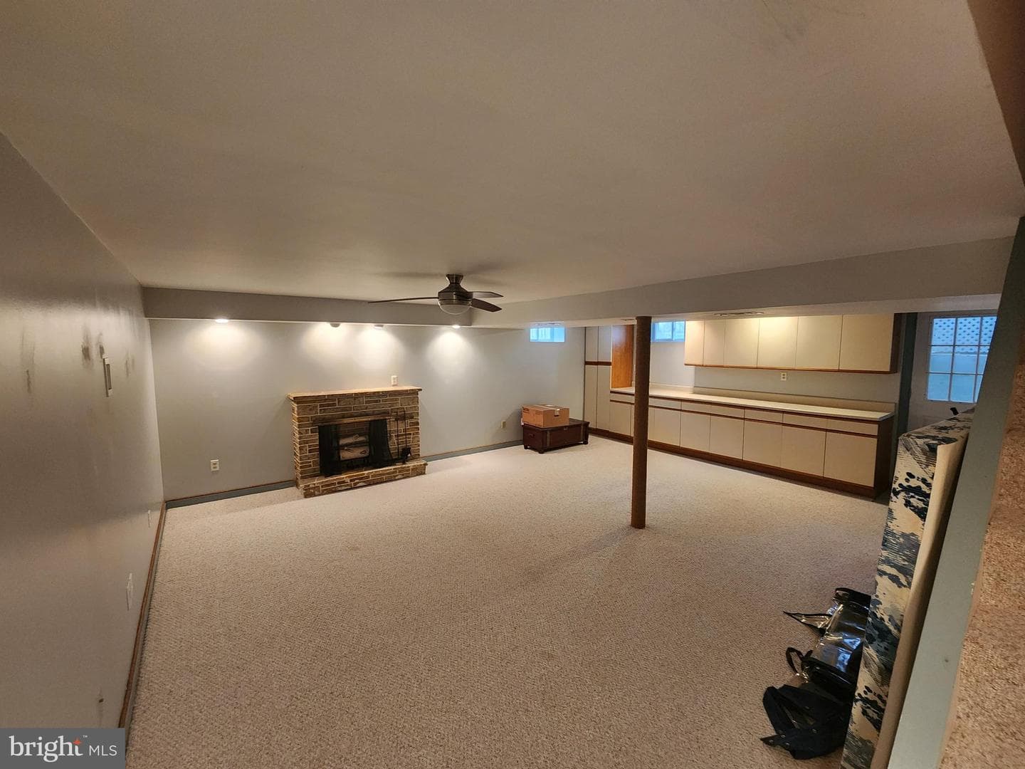 215 Garnett Road photo 29
