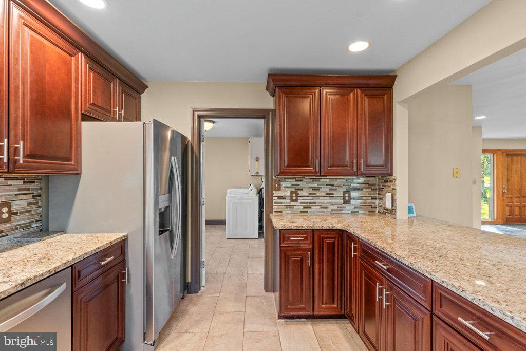 311 Rolling Knoll Drive photo 16
