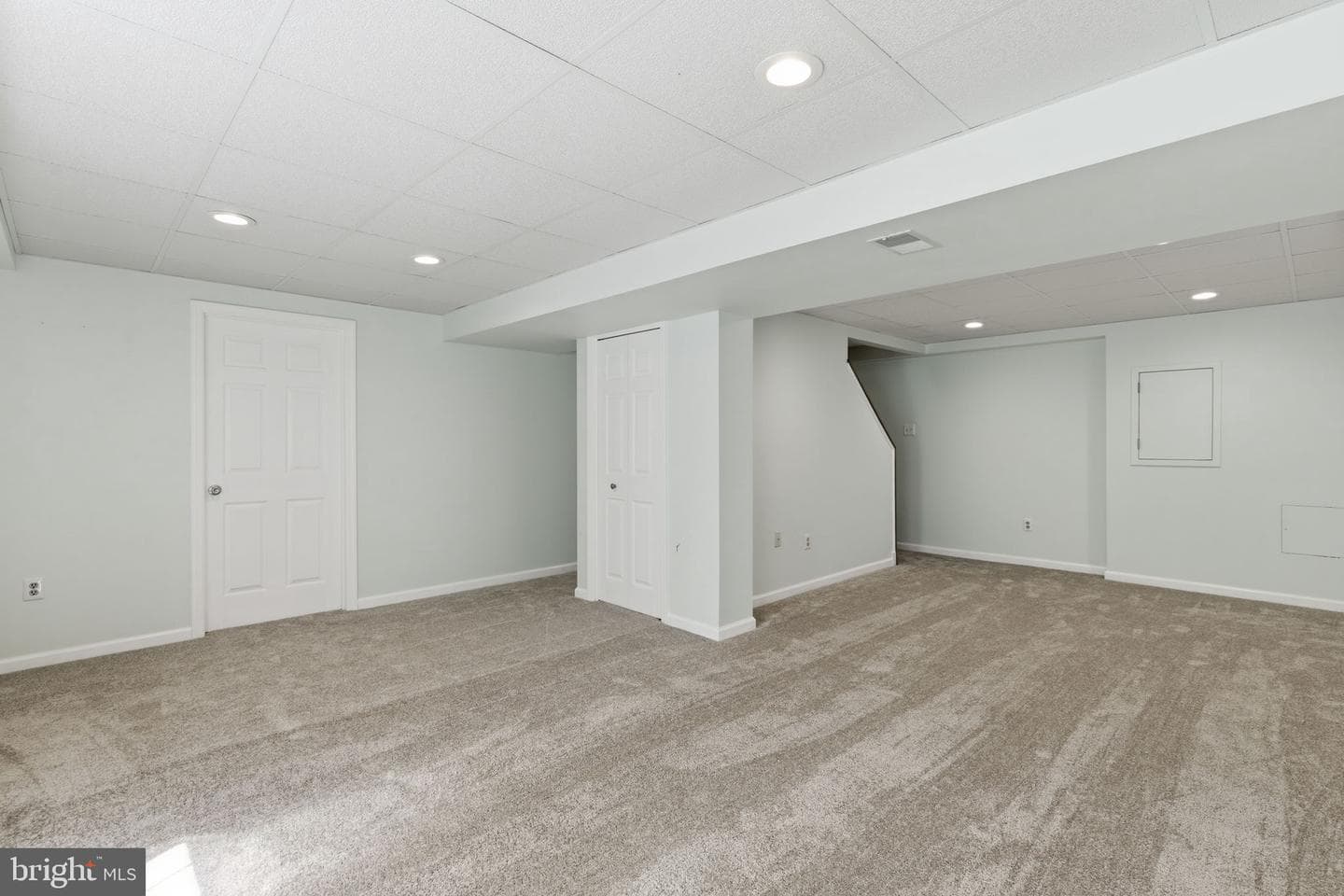 533 Inglewood Road photo 32