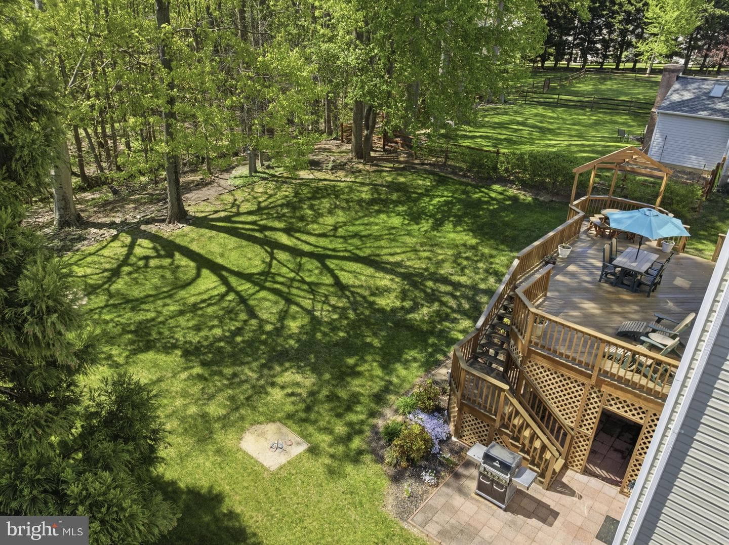 533 Inglewood Road photo 46