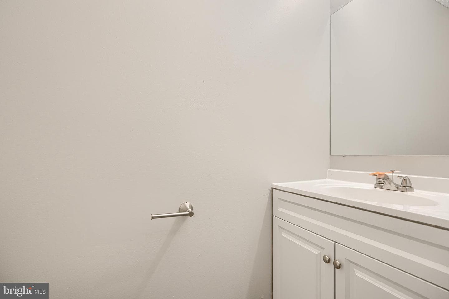 467 Manor Road photo 10