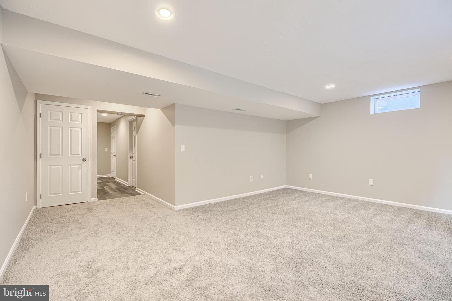 467 Manor Road photo 24