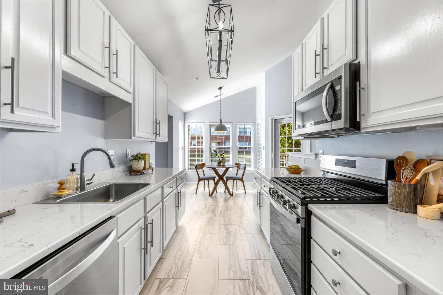 1408 Bonnett Place #219 photo 2