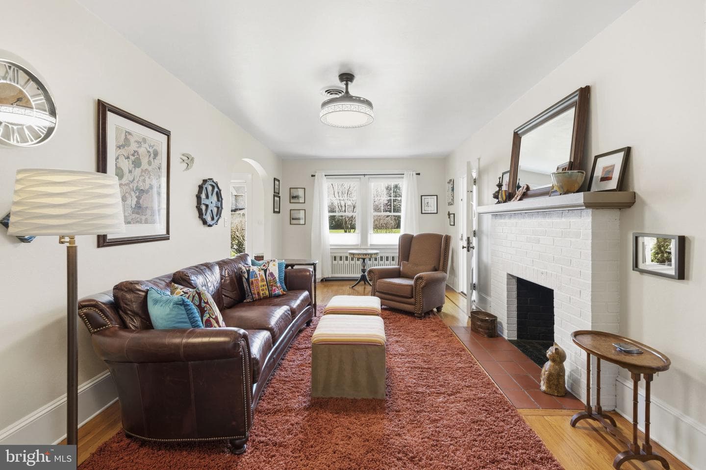 555 Giles Street photo 5