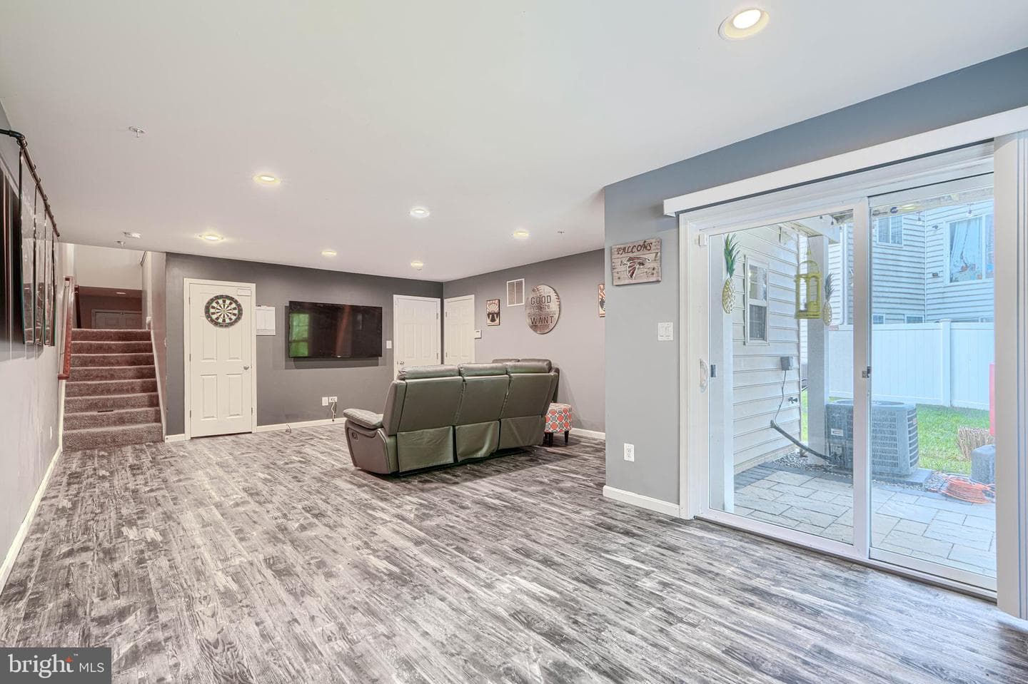 246 Mohegan Drive photo 47
