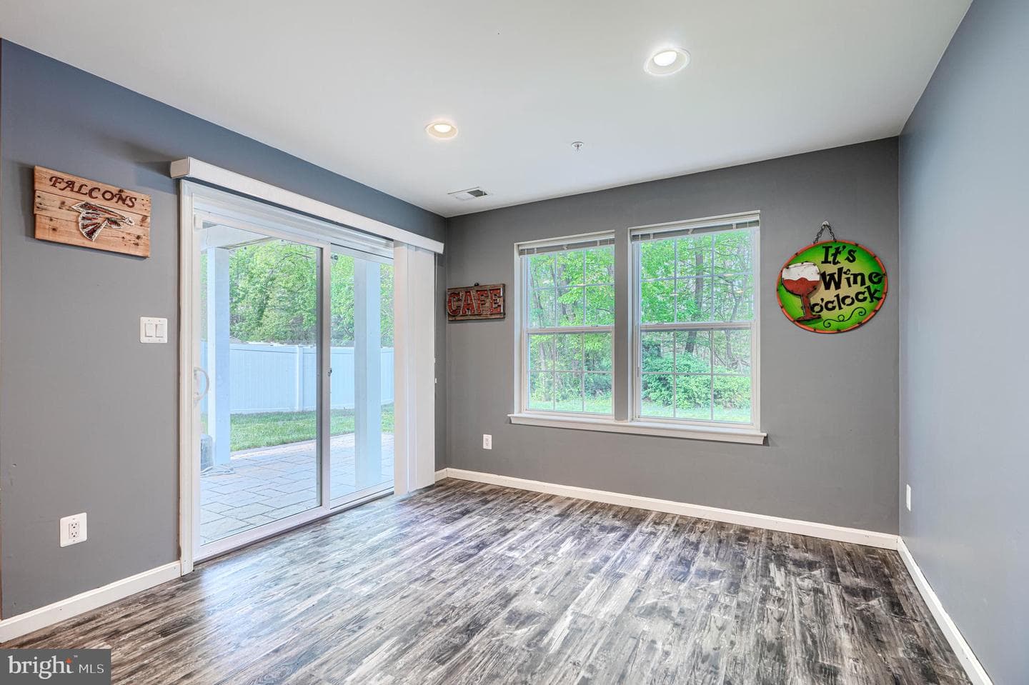 246 Mohegan Drive photo 48