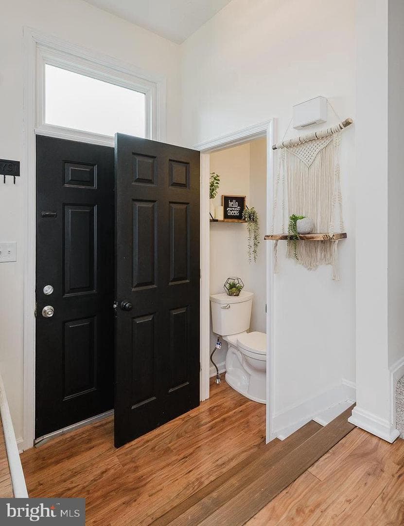 105 Hunter Court photo 4