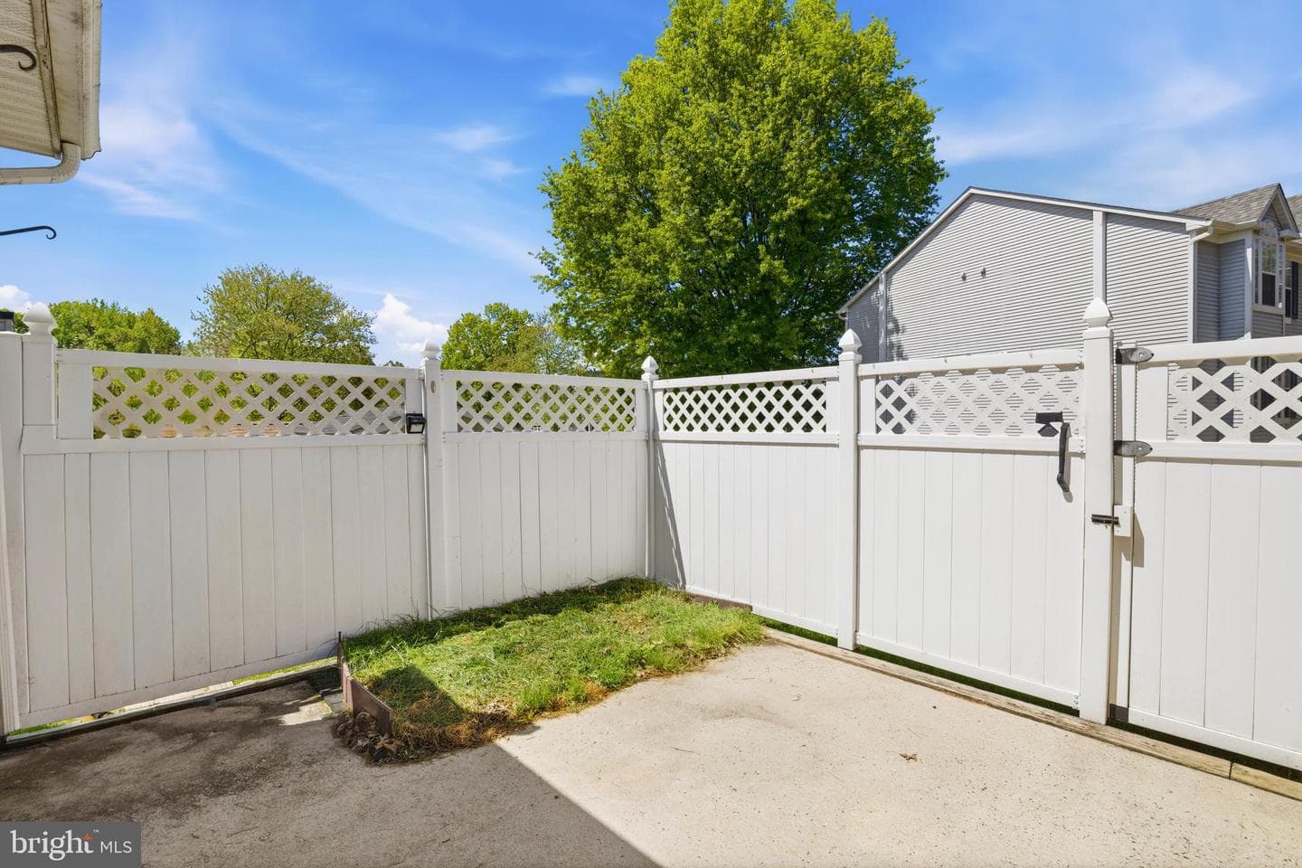 912 Jessicas Ln # 34 photo 19
