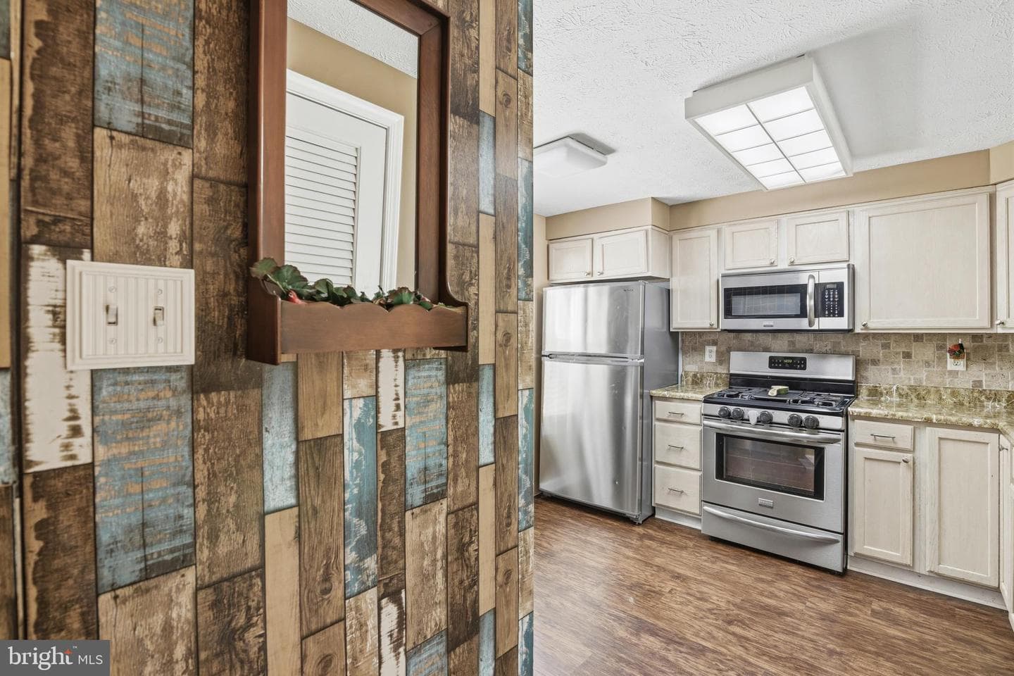 912 Jessicas Ln # 34 photo 6